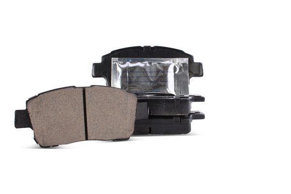 New Front Ceramic Brake Pads for Toyota Corolla Matrix Pontiac Vibe D822