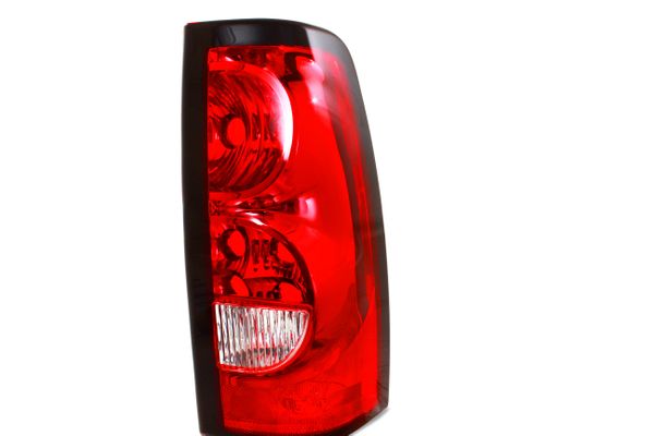 New Replacement Tail Light for Chevrolet Silverado Passenger Side 2004 2005 2006 2007 TLA01174R