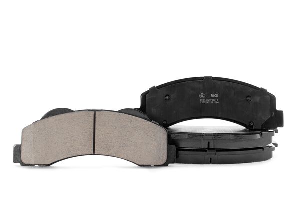 Front Ceramic Brake Pads for 2011-2017 Ford Expedition F-150  Lincoln Navigator